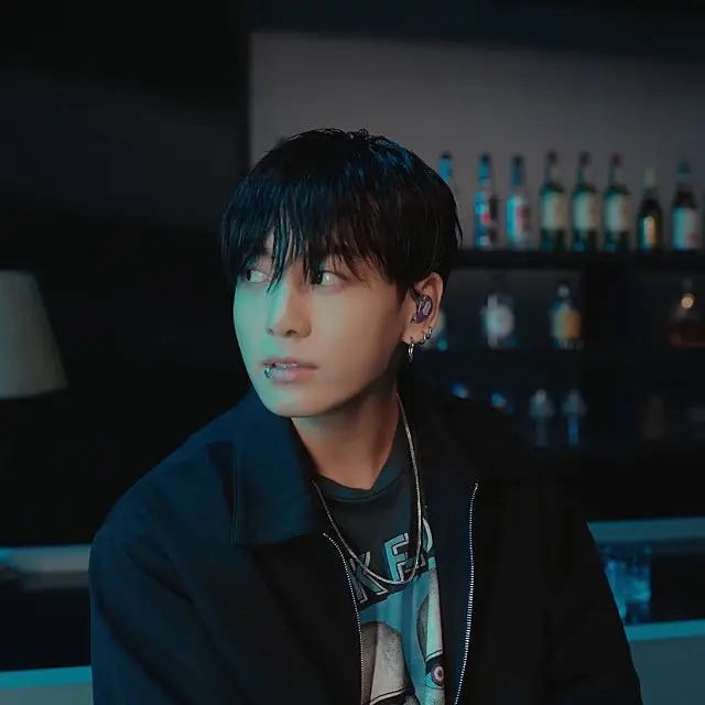 News image: Jungkook on Amazon