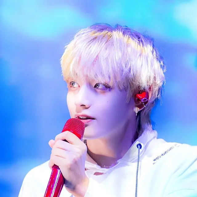 News image: Most Handsome Man in the World Again